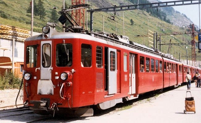 mgb-bvz-abdeh-8-8-2031-zermatt MGB (BVZ) ABDeh 8/8 2031 -- Zermatt -- 07.1982