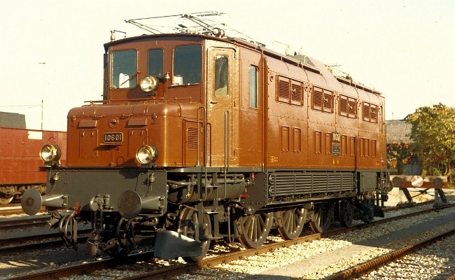 sbb-ae-10601-basel SBB CFF FFS HISTORIC, Ae 3/6 I 10601 -- Basel -- 10.1982 -- Exposition Eisenbahn 82